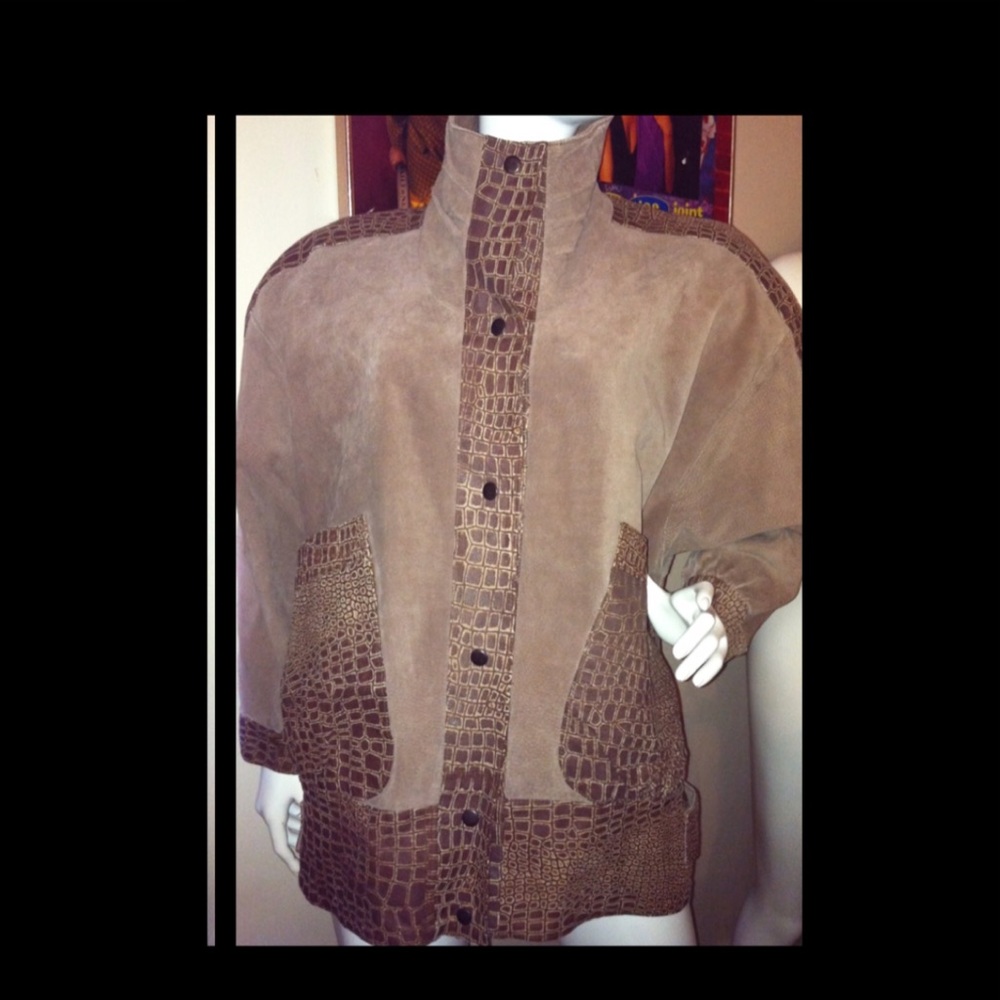Jacket - Picture 4 of 4